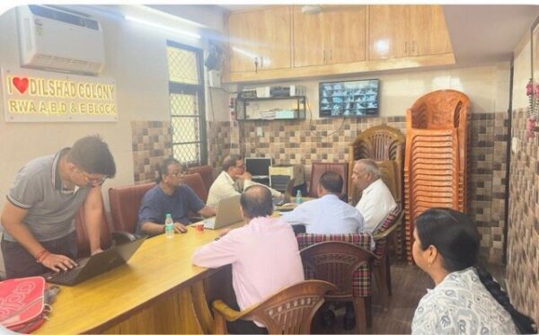 दिलशाद कालोनी में हाउस टैक्स कैम्प: सरकारी योजना का समर्थन